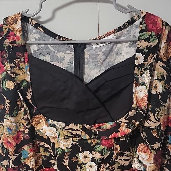 Retro Floral Dress - Picture 2 of 6